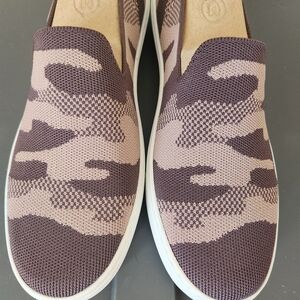 Rothy's Women's Slip-On Knit Loafers in Mauve and Plum Camo